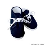 Granatowe bawełniane buciki niemowlęce wiązane na białe sznurówki
