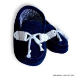 Eleganckie zamszowe niechodki dla chłopca - granatowe mokasyny