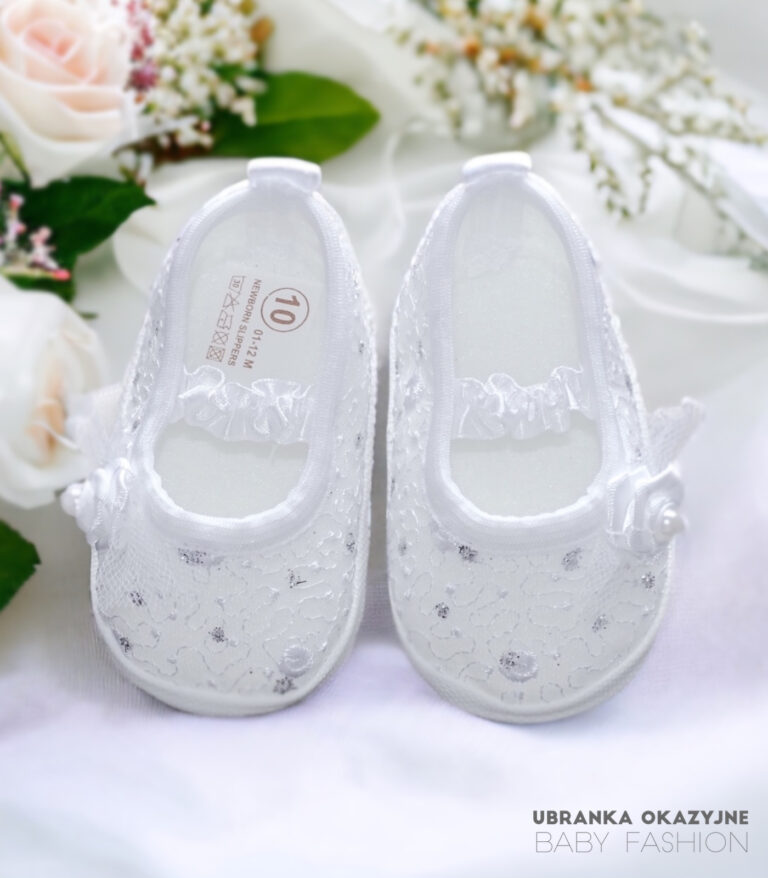 Balerinki Białe dla niemowlaka do chrztu z cekinami