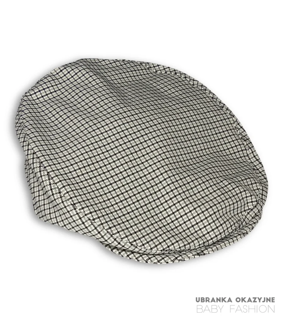 Elegancki kaszkiet do chrztu dla chłopca w drobną kratkę, idealny do garnituru.