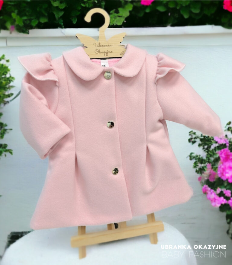 Różowy płaszczyk do chrztu z kołnierzykiem dla dziewczynki