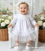 Biała sukienka do chrztu Lukrecja z długim rękawem i tiulowym dołem