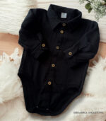 Czarne muślinowe koszulo-body niemowlęce z kołnierzykiem i drewnianymi guzikami - 100% bawełna