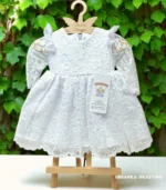 Sukienka biała koronkowa z patkami