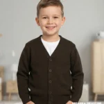Sweterek czekoladowy dla chłopca