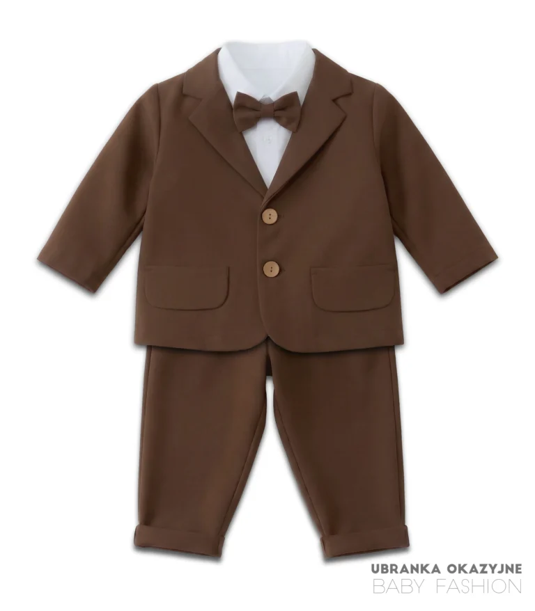 Czekoladowy garniturek dla chłopca