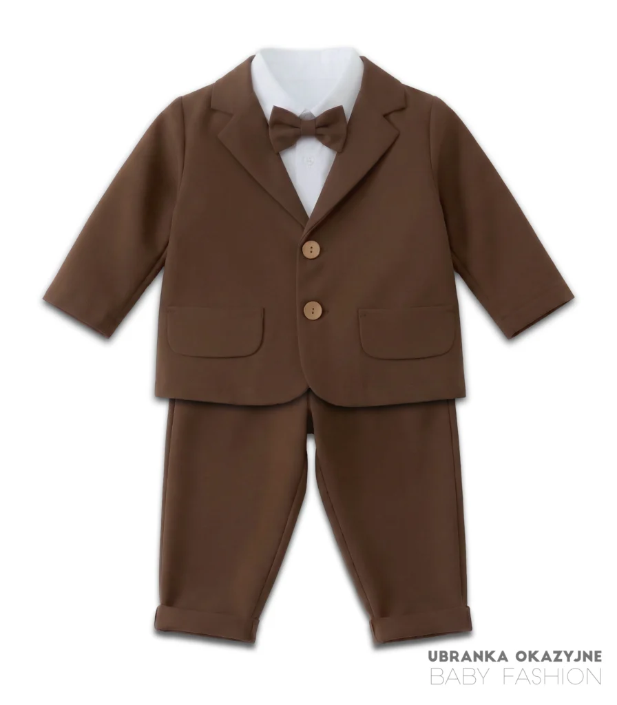 Czekoladowy garniturek dla chłopca